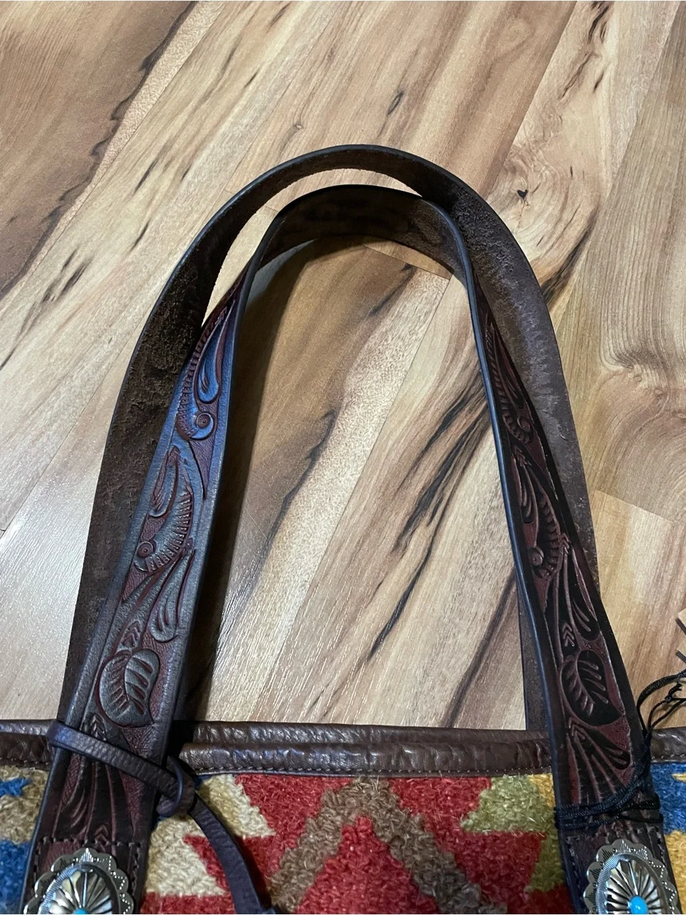 NWT Ariat Brynlee Aztec Tote Bag Concealed Carry Southwestern Western Purse